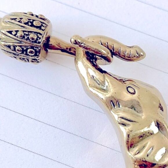 Lucky Brand Gold-tone Elephant Cuff Bracelet - Picture 3 of 6